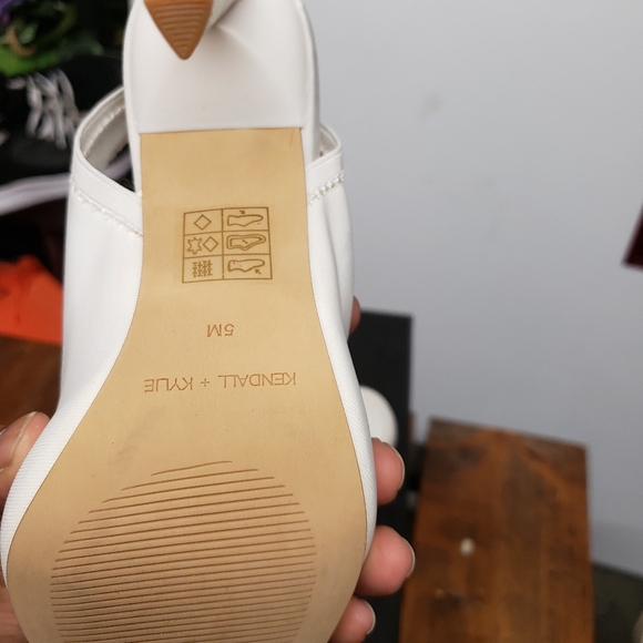 Kendall Kylie Sandals size 5 - Picture 11 of 13